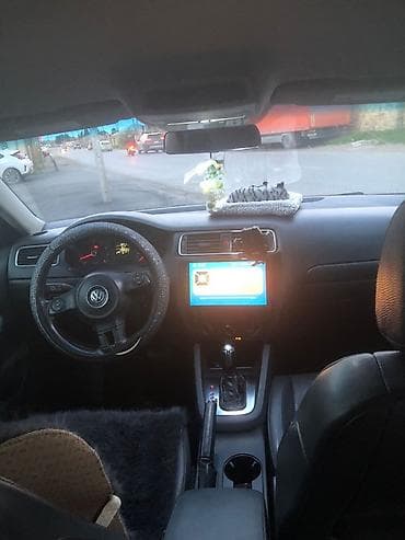 changan benni mini: Volkswagen Jetta: 2 l | 2012 il Sedan — 8