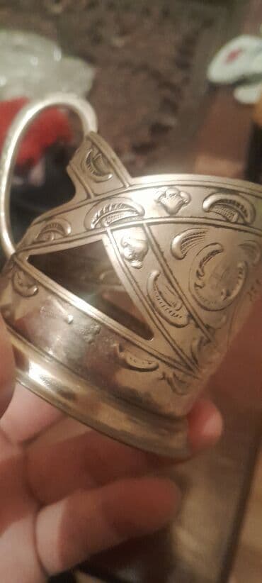 qab qaçaq: Antik stekan altdiglari.podstakanniki.qiymet heresine — 5