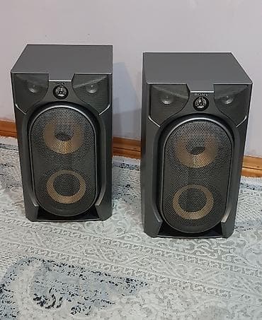 Musiqi mərkəzi,dinamiklər.Kolonkalar "Sony".Əla vəziyyətdədir