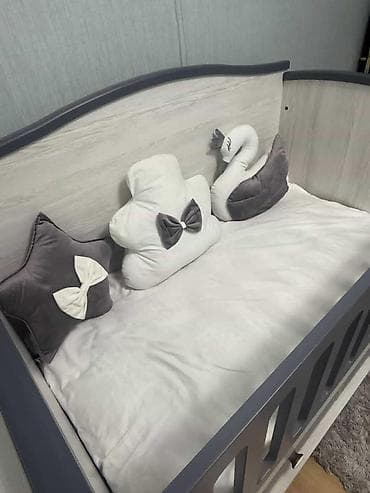 uşaq bewiyi: Oğlan və qız üçün, Dördbucaq, Beşik, Dəst ilə, Matras ilə, Yellənmə mexanizm ilə — 2