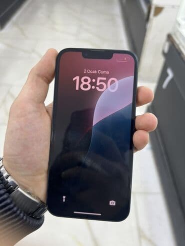 Hyundai: IPhone 13, Göy, Face ID — 1