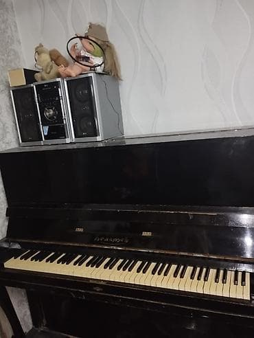 Музыкальные инструменты: Belarus (Беларусь) şaquli piano - Marka/model: Belarus upright piano — 3
