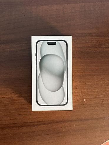 Apple iPhone 15 qutusu və aksesuarlar