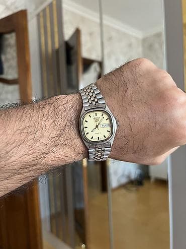 g shock saat: Yapona qol saatı Klassik dizayna malik Yapona markalı qol saatı — 1