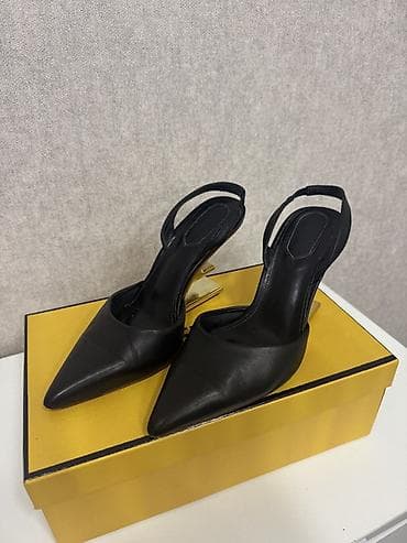 fendi cantalar: Temiz deri. 37 razmer 1 defe geyilib 350 azn alinib — 4