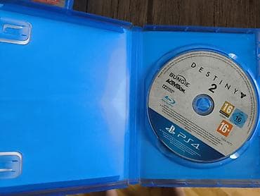 diskilər: PS4 oyun diskləri – orijinal Blu‑ray versiyalar 3 oyun + 1 hediyye — 5