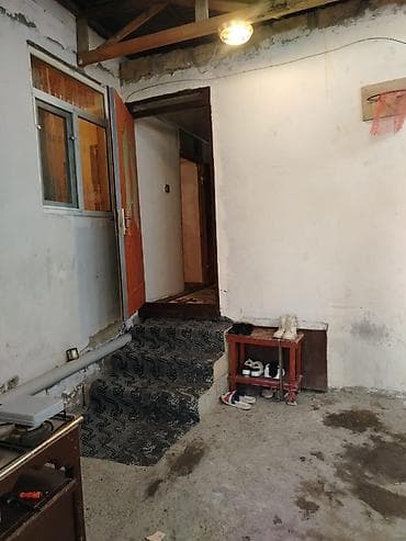 ev: 5 otaqlı, 120 kv. m, Orta təmir — 4
