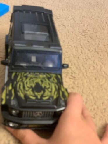 1 43 modelka: Mercedes, 2024 il, Dəmir, Ünvandan götürmə — 2