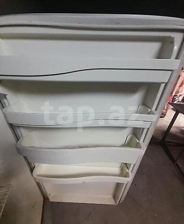 Separatorlar: 2 qapılı Indesit Soyuducu Satılır, rəng - Gümüşü — 3