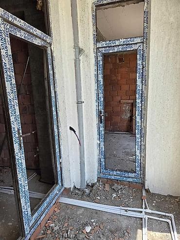 Mənzillər: Satılır 2 otaqlı yeni tikili 60 m², 8 Noyabr m. Kateqoriya Yeni — 3