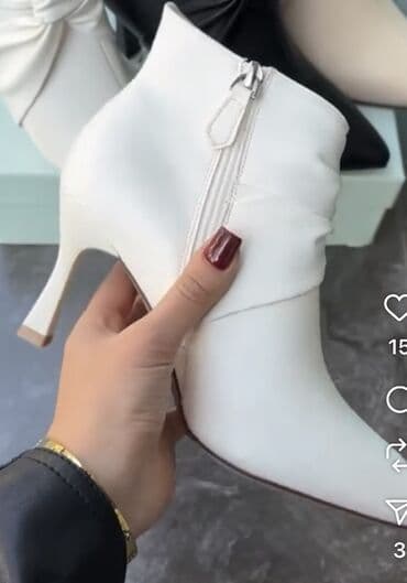 женские зимние ботинки на шнуровке: Ağ rəngli qadın qısa çəkmə (ankle boot) - Dizayn: sivri burun, incə — 1