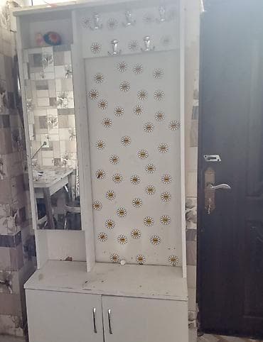 Dəhliz üçün asılqanlı dolab-komod dəsti - Rəng: ağ - Material lalafo.az -da Dəhliz üçün asılqanlı dolab-komod dəsti - Rəng: ağ - Material