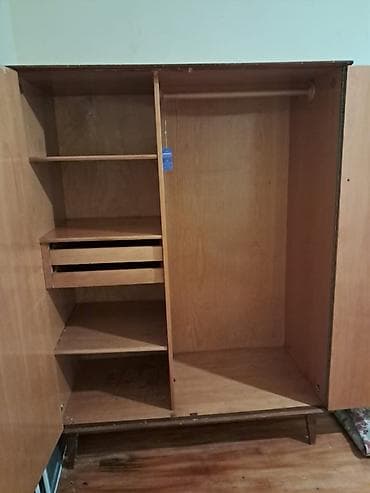 ikea ikinci el: İki gözlü şkaf yaxşı vəziyyətdədir Gəncədə yerləşir. Maraqlananlar — 1