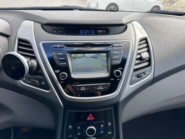 ravon nexia r3 satis merkezi: Hyundai Elantra sedan – gümüşü rəng, aerodinamik kuzov xəttləri və — 6