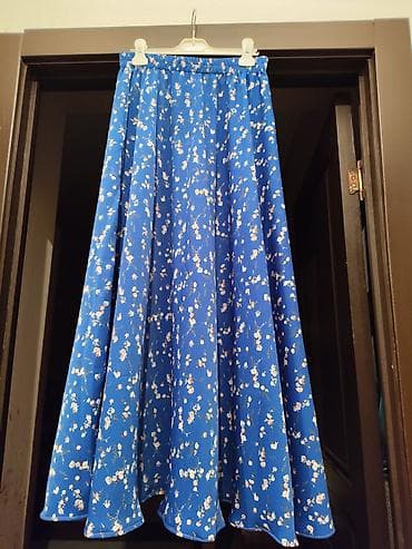 Ətək yenidir standart ölçüdür.Material mədinə ipək.30 azn satışı olub