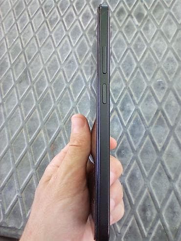 samsung 12 s: Xiaomi 256 GB, rəng - Qara, 
 Barmaq izi, İki sim kartlı, Face ID — 4