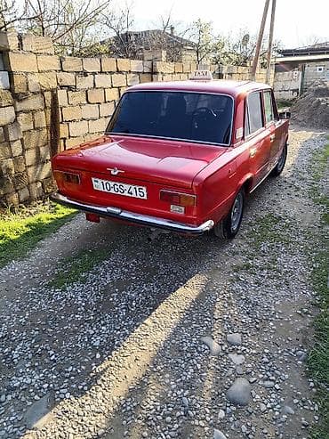015 satışı: VAZ (LADA) 2101: 1.3 l | 1985 il 167000 km Sedan — 6