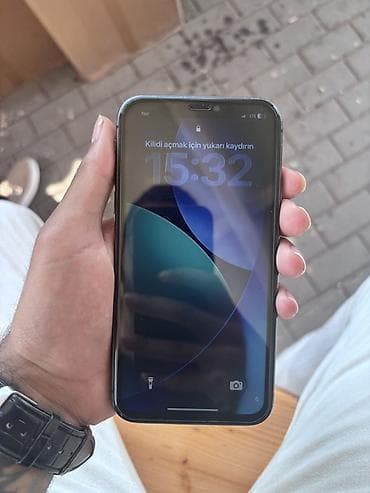IPhone 11, 64 GB, Qara — 1