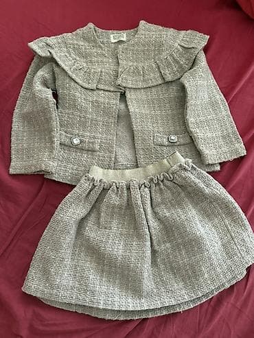 Qız uşağı üçün iki hissəli dəst – jaket və ətək - Rəng: açıq boz — 1