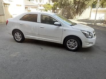 Avtomobil satışı: Chevrolet Cobalt sedan – ağ rəng, 4 qapı, şəhər və ailə istifadə üçün — 5