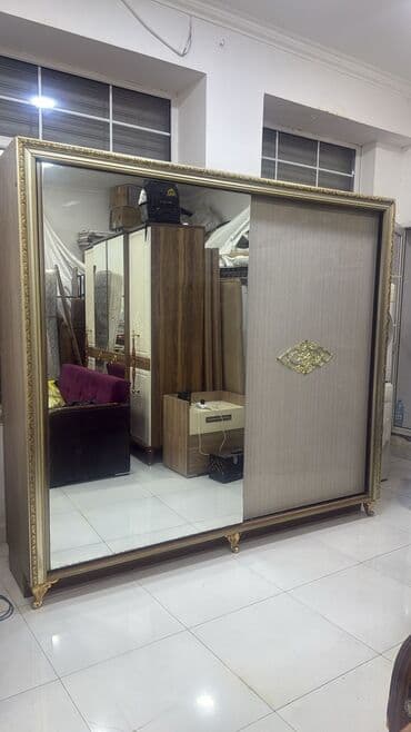 iş elanlari sumqayit: Qarderob, paltar dolabı — 1