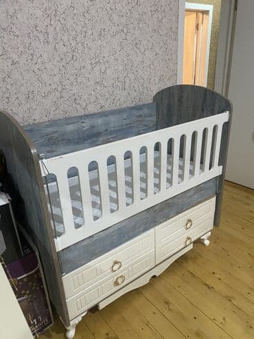 quba mebel: Oğlan və qız üçün, İşlənmiş, Dördbucaq, Beşik, Matras ilə, Yellənmə mexanizm ilə — 3
