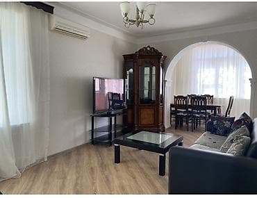 guneşlide kiraye ev: 3 otaqlı mənzil – işıqlı və səliqəli planlama - Geniş zal: qonaq — 3