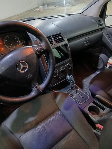 Транспорт: Mercedes-Benz A-Class: 1.7 л | 2008 г. Хэтчбэк — 8