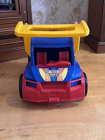 Игрушки: Uşaq üçün böyük plastik “dump truck” oyuncaq maşın. Hamisi seliqelidi — 5