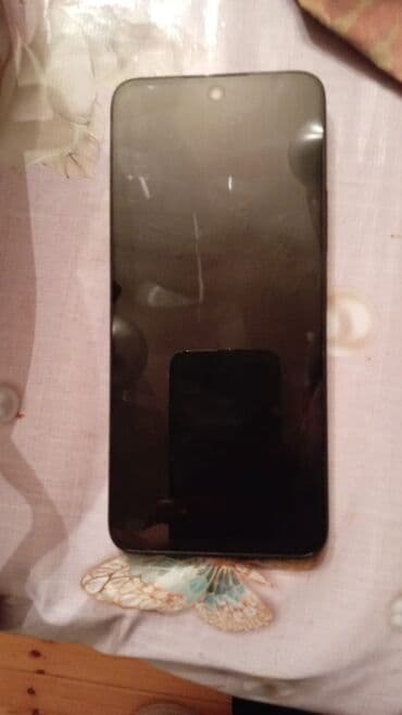 Yenidi 5 ayın telefonudu real alıcıya endirim de olacaqdır 2 il