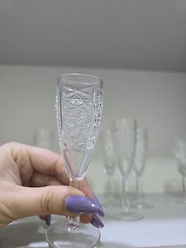 kasmetika qabi: Rümkalar, Şüşə — 1