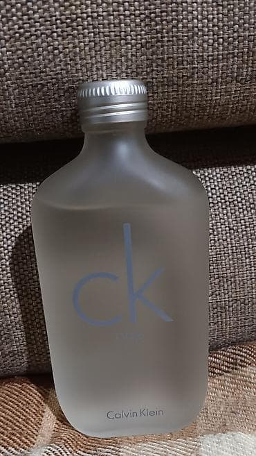 Bədənə qulluq: Calvin Klein original Parfum 35 azn. Adore den 90 azn alinib. üstdən — 3