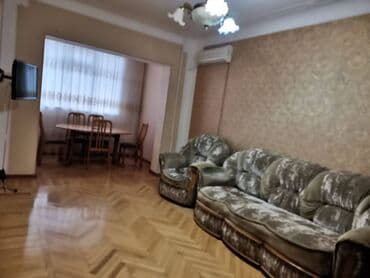 kirayə evlər ucuz: Azadliq metrosunun yaxınlığında (8-ci mikrarayonda) 9 mertebeli — 2