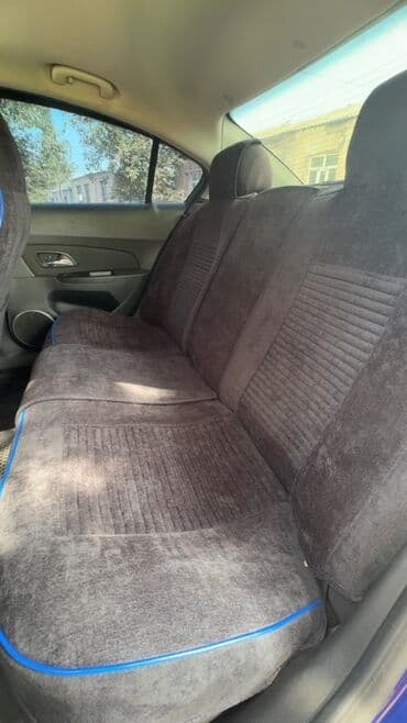 avtomobil cadır: Chevrolet Cruze: 1.4 l | 2012 il 241717 km Sedan — 10