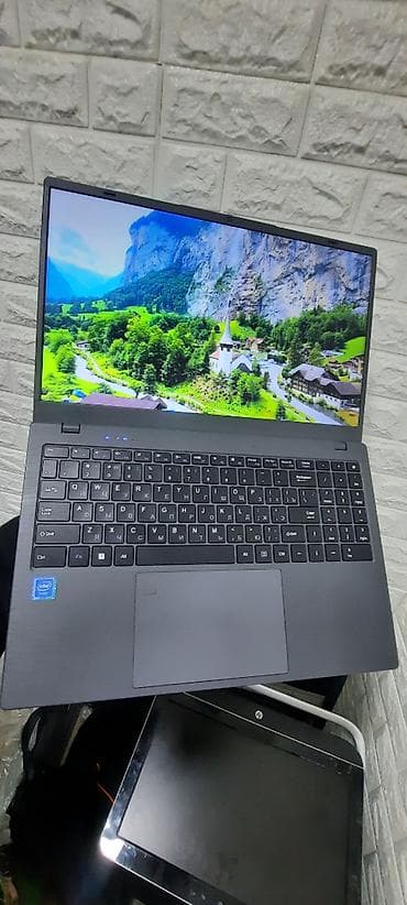 macbook pro 14: Echips 15.6" noutbuk - Prosessor: Intel Celeron N5095, 4 nüvə, 2.0 — 7