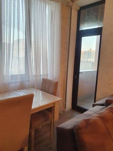 maştağa kiraye: Elimlər metrosunun yaxınlığında Baki Dövlətə yaxın 17 mertebeli — 2