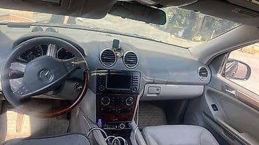 Su nəqliyyatı: Mercedes-Benz ML 350: 3.5 l | 2006 il Ofrouder/SUV — 8