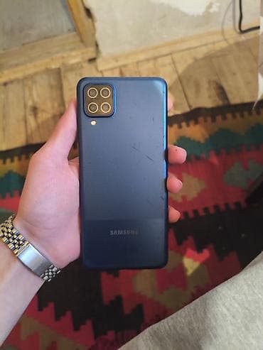 samsung rt43: Samsung Galaxy A12, 32 GB, rəng - Mavi, Qırıq — 1