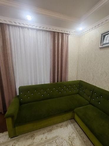 велюровые ковры для дома: Диван, Б/у, Нераскладной, Без подьемного механизма, Велюровая ткань — 2