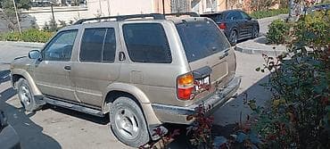 masin: Nissan Pathfinder: 3.3 l | 1998 il Ofrouder/SUV — 2