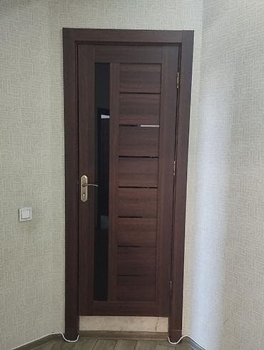 Yataq otağı üçün İşlənmiş Otaq qapısı Çərçivə ilə, Ünvandan götürmə lalafo.az -da Yataq otağı üçün İşlənmiş Otaq qapısı Çərçivə ilə, Ünvandan götürmə