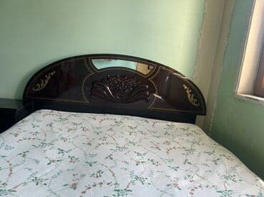 бу кровати: Б/у, Двуспальная кровать, Без подьемного механизма, С матрасом, Без выдвижных ящиков — 7