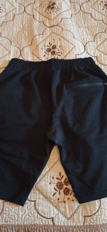 kişi pencekleri: Sortik kişi üçün. Yaxşı vəziyyətdədir.20 yanvardadi Şamaxinka terefde — 3