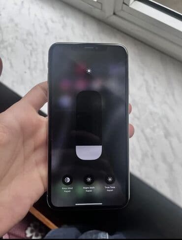 ipone 8 pilus: IPhone Xs Max, 64 GB, Gümüşü, Face ID — 3