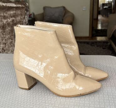 Qadin sapaşkisi az geyilib