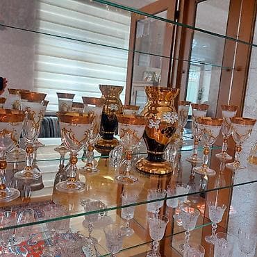 3 d oboy: Qonaq otağı üçün, Açılmayan, Dördbucaq masa, 6 stul — 10