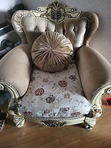 taxta mebel: İşlənmiş, Klassik divan, Divan, Bazasız, Açılmayan — 4