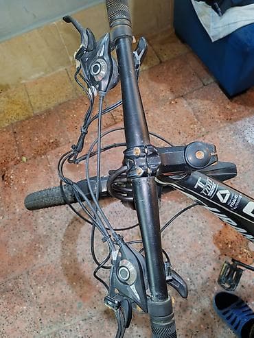 velasiped: URAN 900 dağ velosipedi Xüsusiyyətlər: - Çərçivə: yüngül lehimli — 2