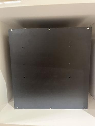 dehliz skafi: İki qapılı kiçik divar dolabı - Material: ağac korpus, qapılarda şüşə — 3