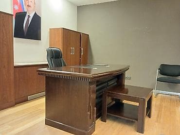 İşlənmiş, Müdir üçün, Kvadrat masa — 2